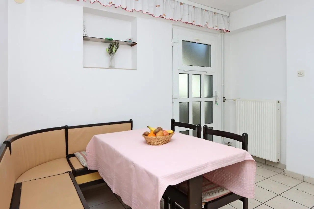 Apartment Crikvenica 12592A