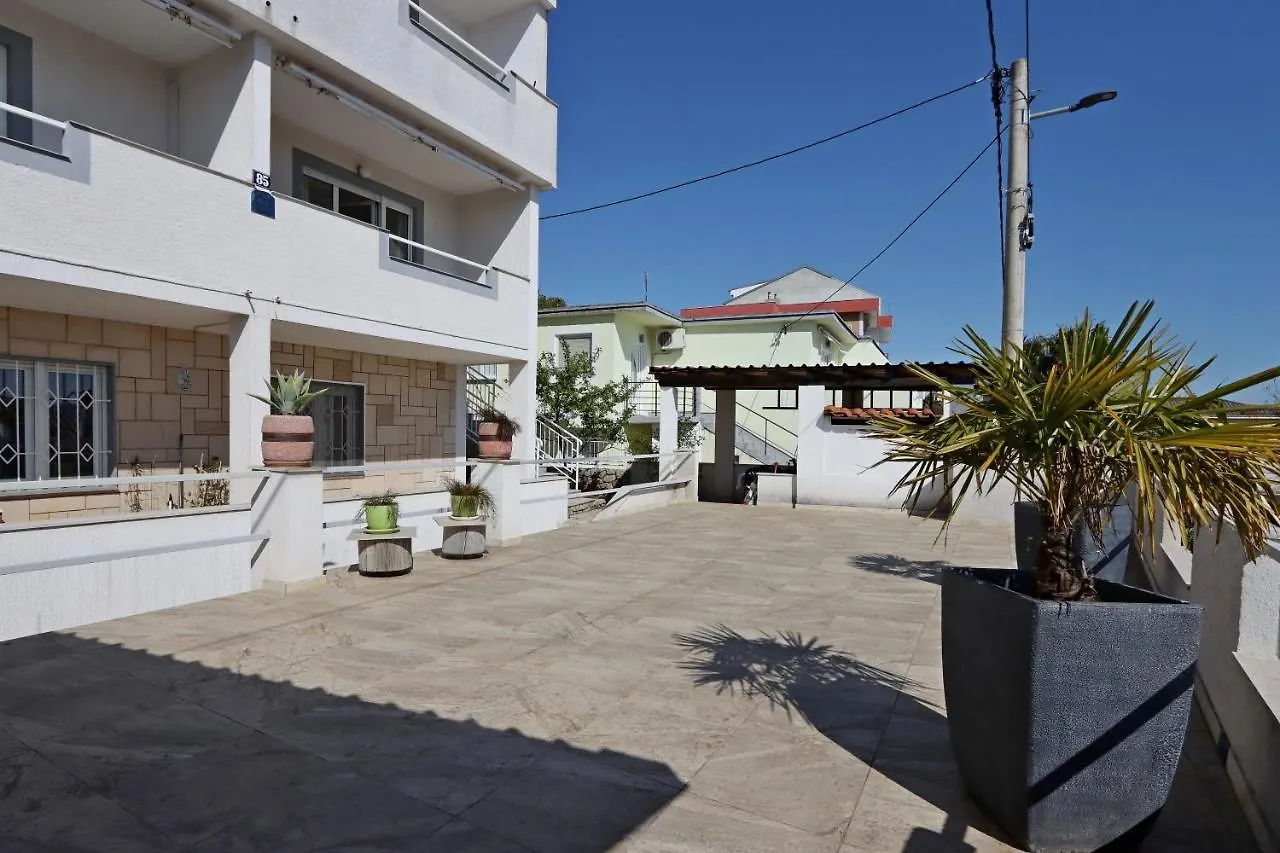 Apartment Crikvenica 12592A